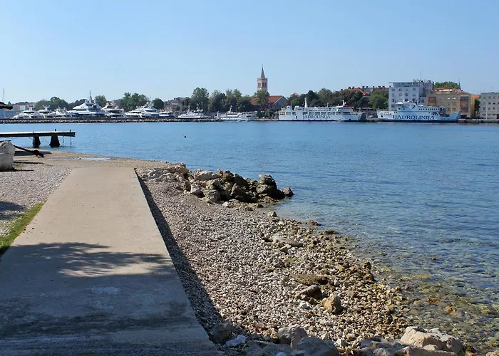 With Parking Space - 22170 Zadar